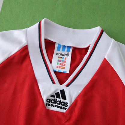 Kids Arsenal Home Kit 2025/26