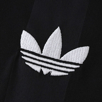 Liverpool Goalkeeper Black Jersey 2025/26